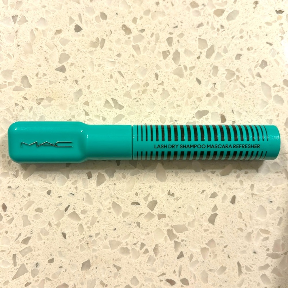 MAC dry shampoo for lashes! New out of box